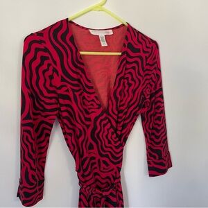 Diane Von Furstenberg Red and Black Patterned Wrap Dress